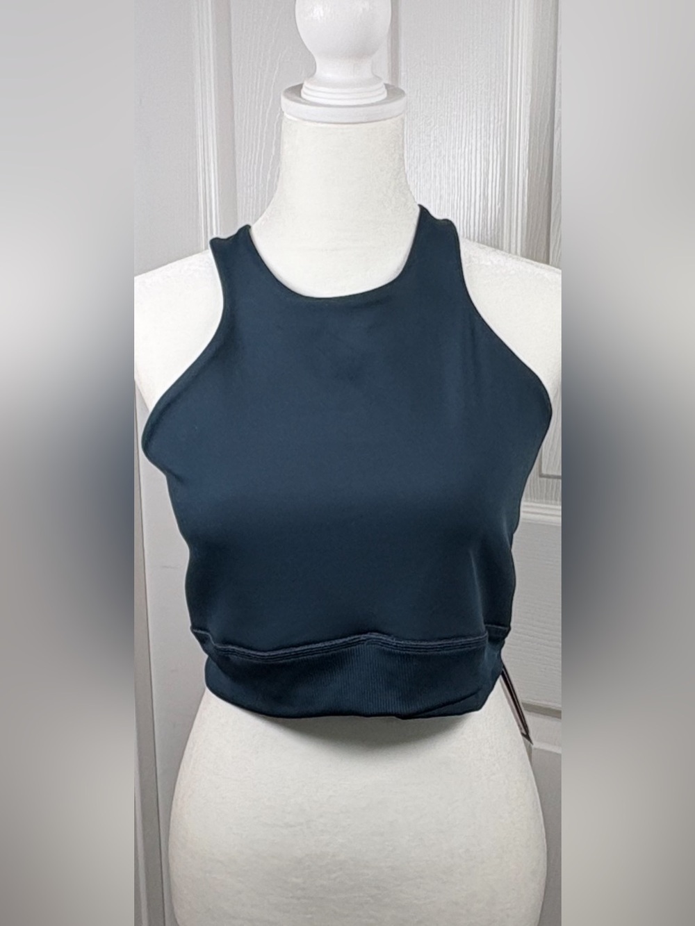 Nike One Twist
Women's Light-Support Lightly Lined High-Neck Sports Bra NWT A103 - Picture 4 of 10
